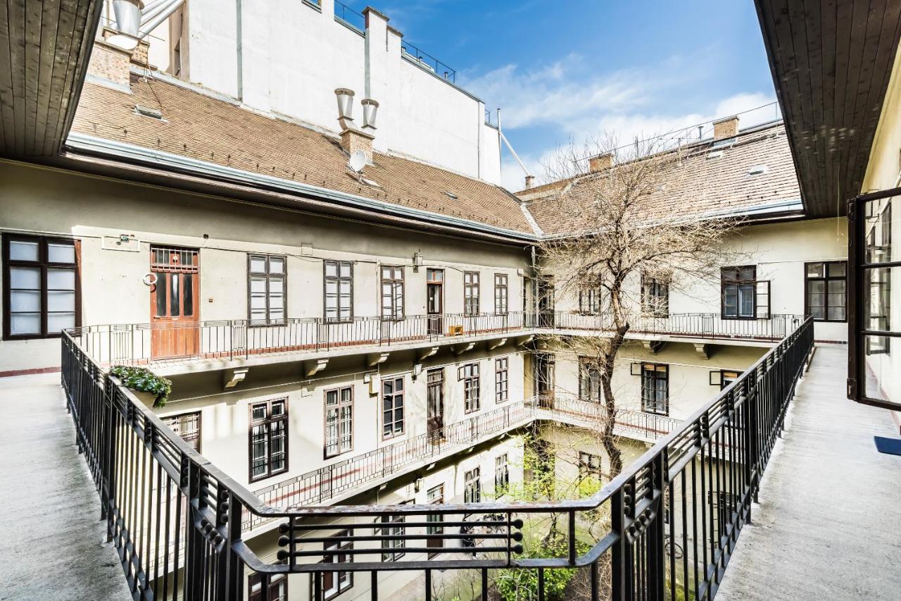 Corbie Downtown Apartment Budapesta Exterior foto