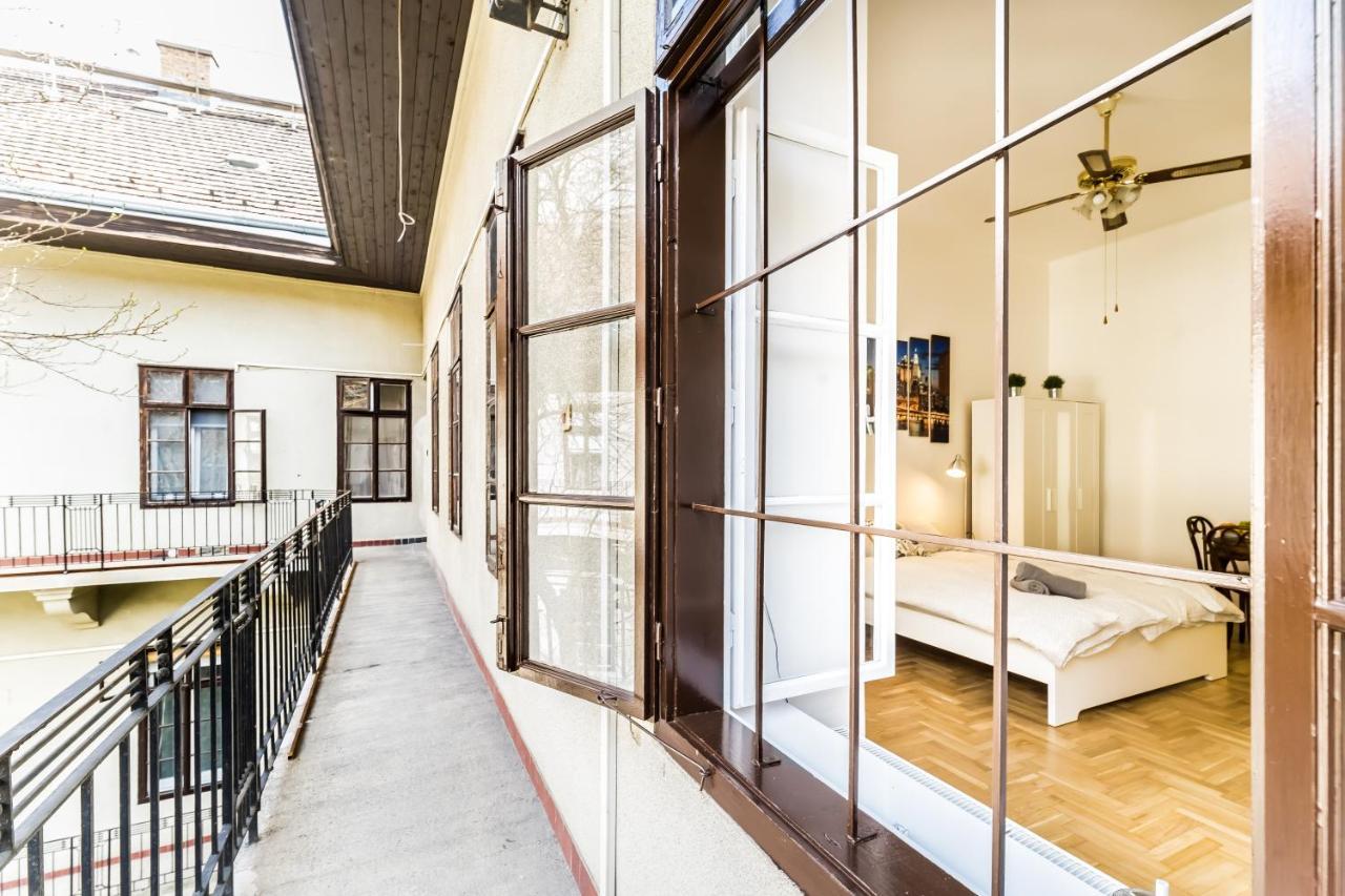Corbie Downtown Apartment Budapesta Exterior foto